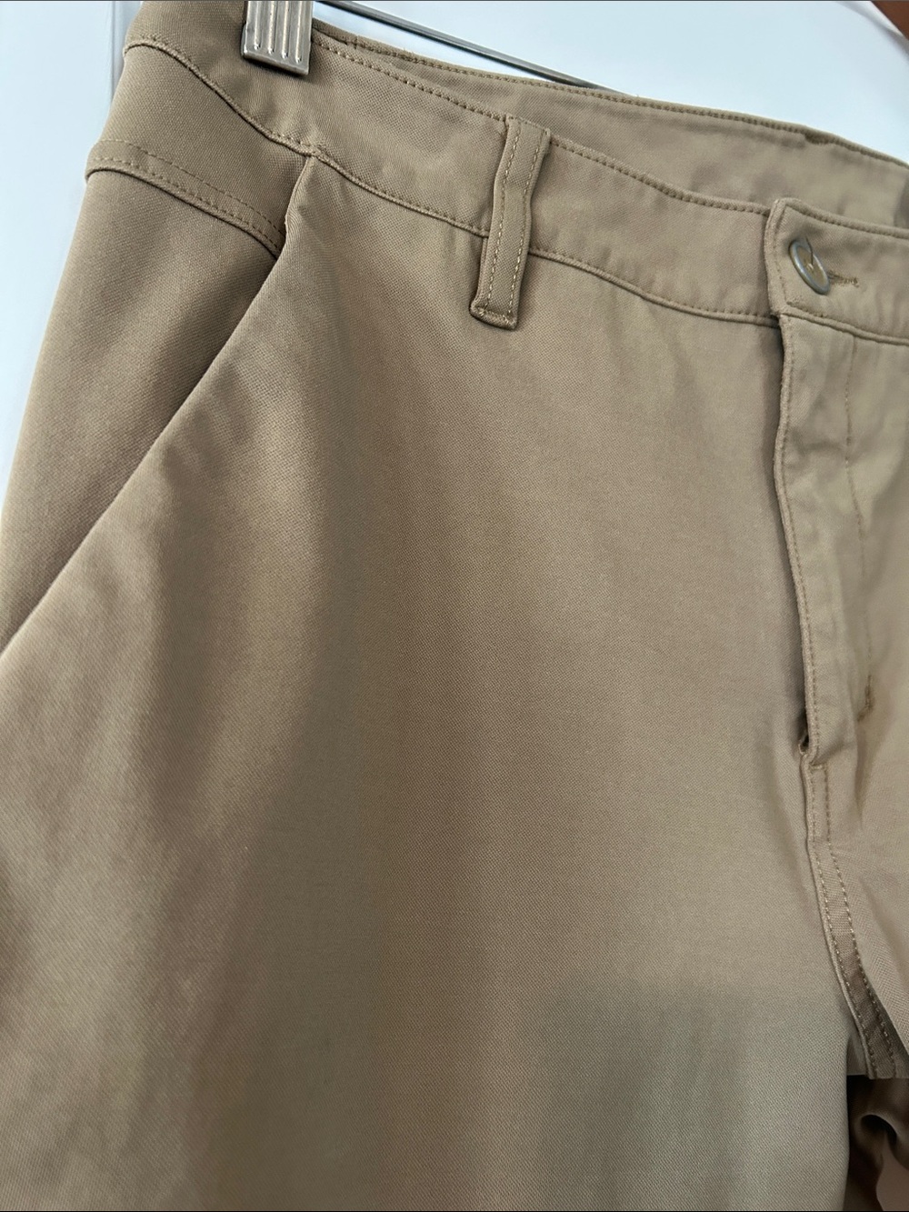 BYLT Sz 33 w MEASUREMENTS Fawn Active Everyday Pant w Zipper Cell Phone Pocket